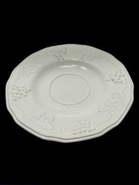Vintage Indiana Milk Glass Colony Harvest Saucers